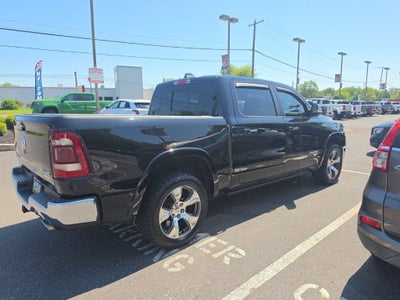 2019 RAM 1500 Laramie Crew Cab 4x4 5'7" Box