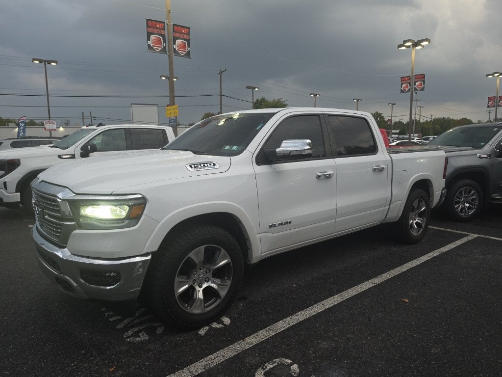 2022 RAM 1500 Laramie Crew Cab 4x4 5'7" Box
