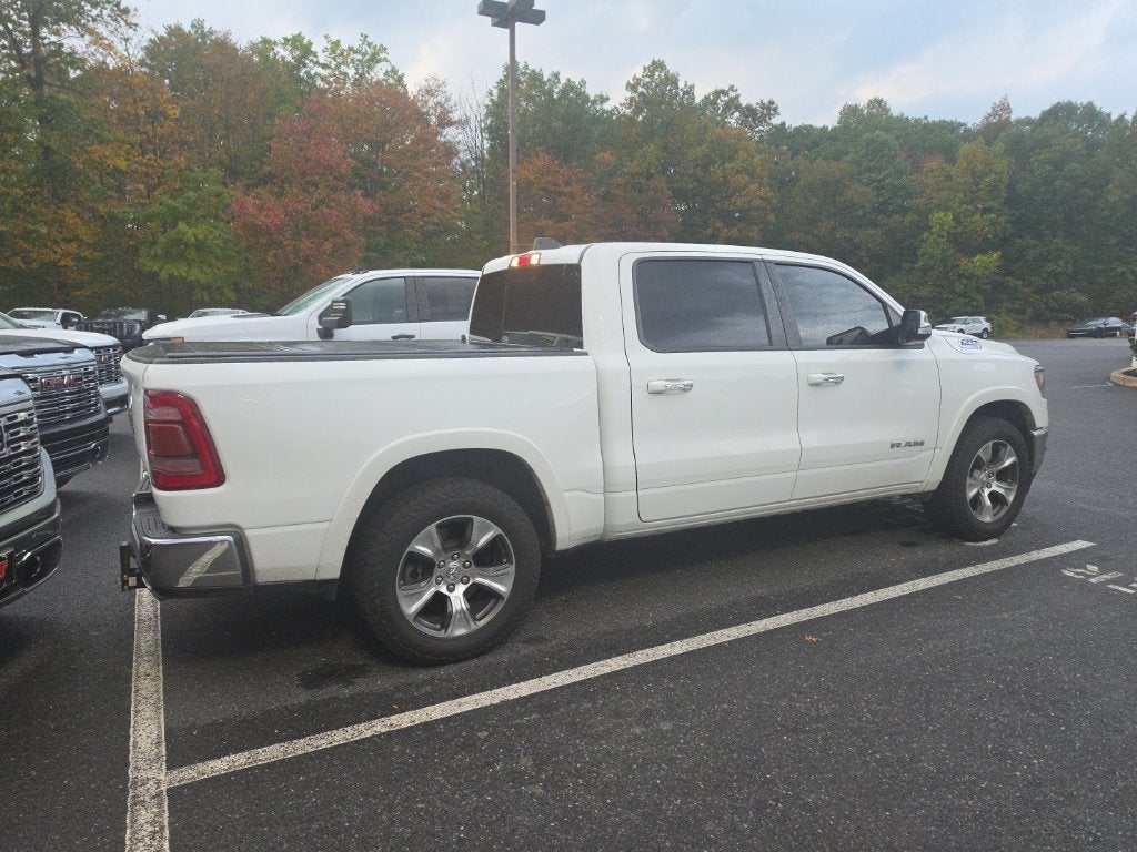 2022 RAM 1500 Laramie Crew Cab 4x4 5'7" Box