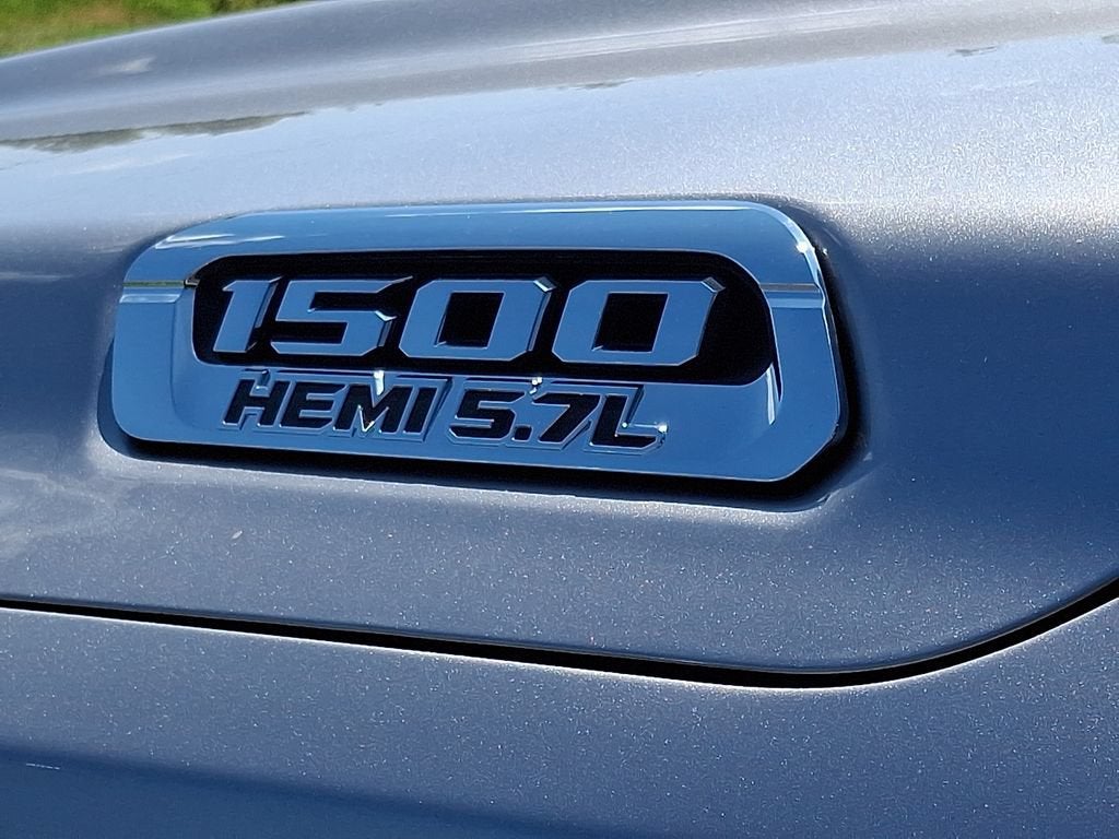 2022 RAM 1500 Laramie Crew Cab 4x4 5'7" Box