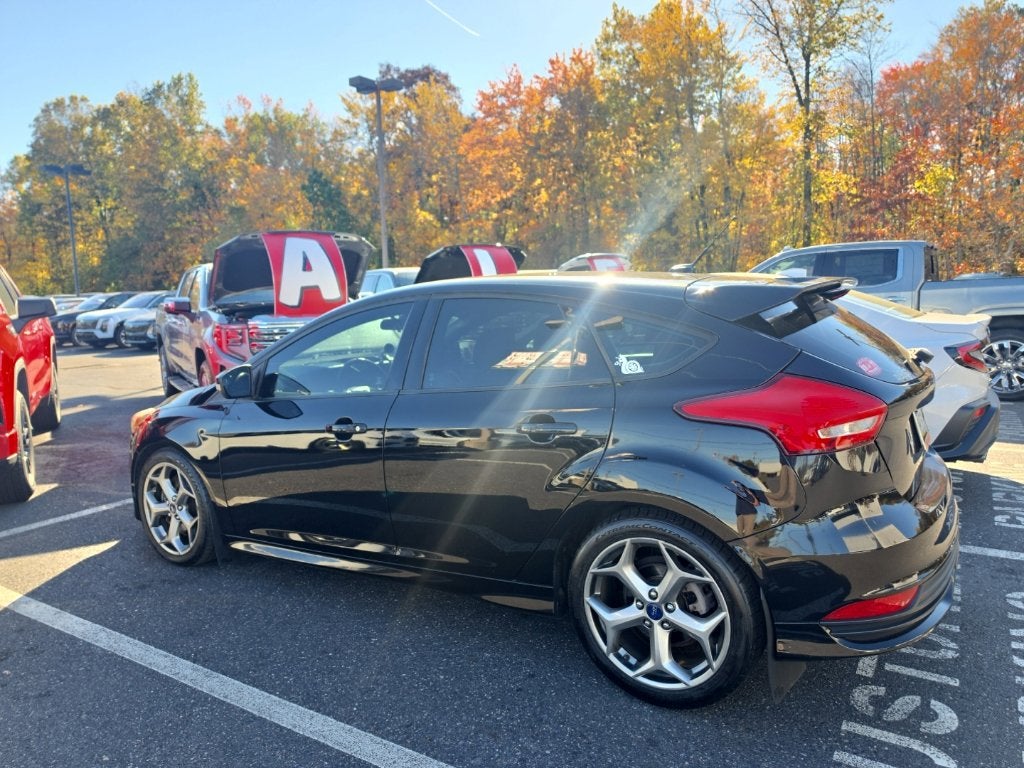 2017 Ford Focus ST