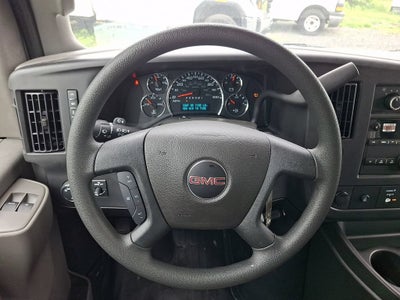 2025 GMC Savana Cutaway 3500 1WT