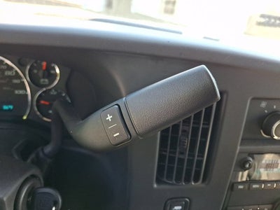 2025 GMC Savana Cutaway 3500 1WT