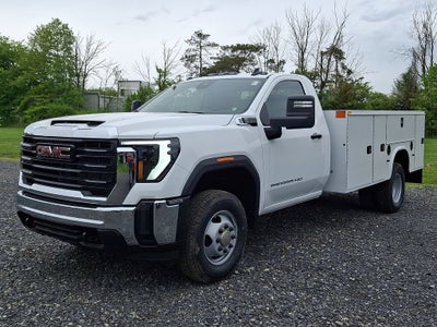 2026 GMC Sierra 3500 HD Chassis Cab Pro