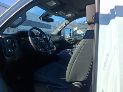 2025 GMC Sierra 3500 HD Chassis Cab Pro