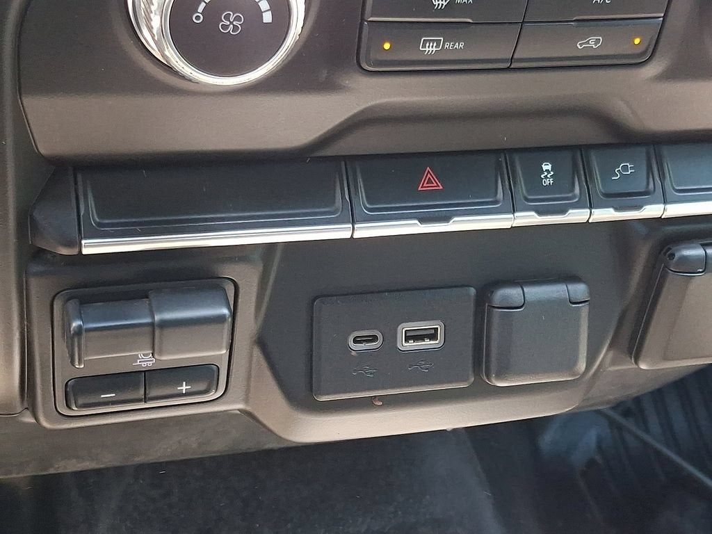 2021 GMC Sierra 3500 HD Chassis Cab JET BLACK