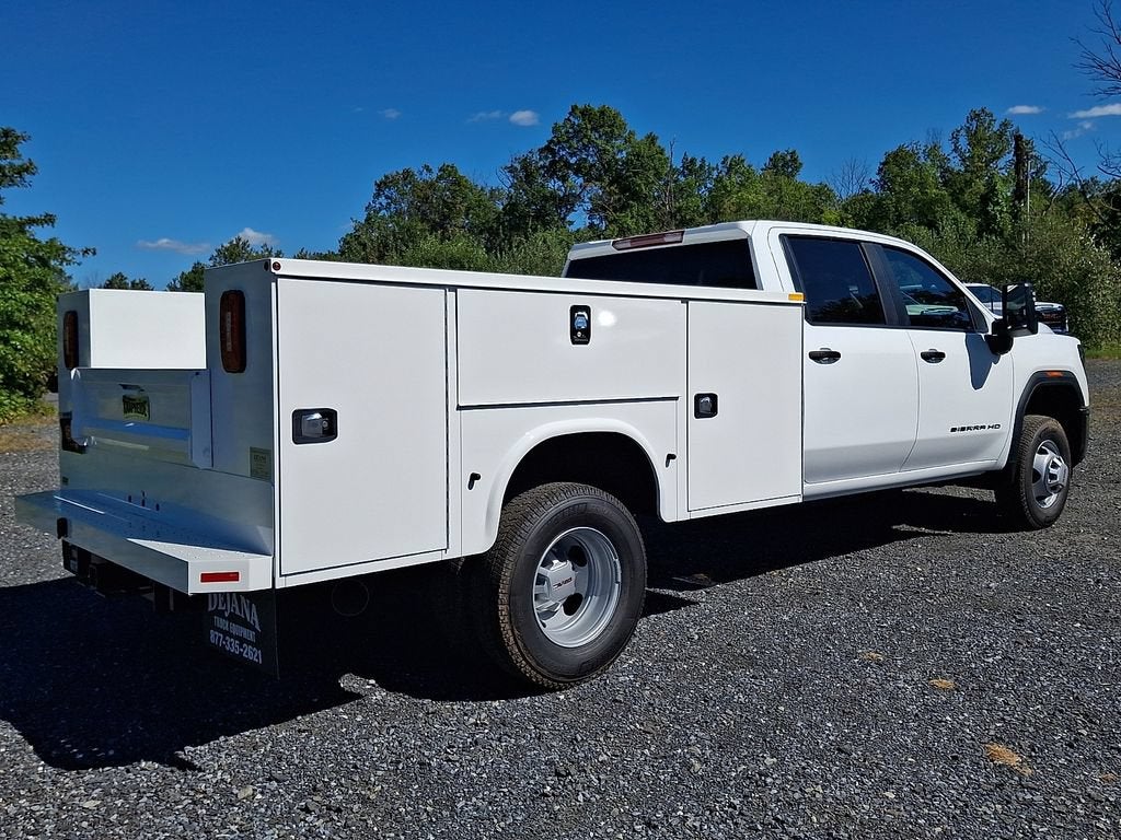 2026 GMC Sierra 3500 HD Chassis Cab Pro