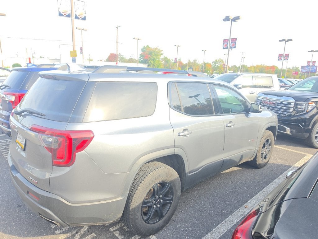 2021 GMC Acadia AT4