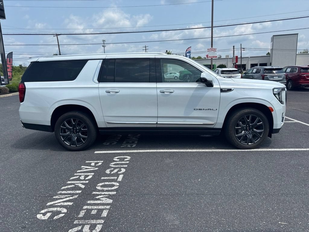 2023 GMC Yukon XL Denali