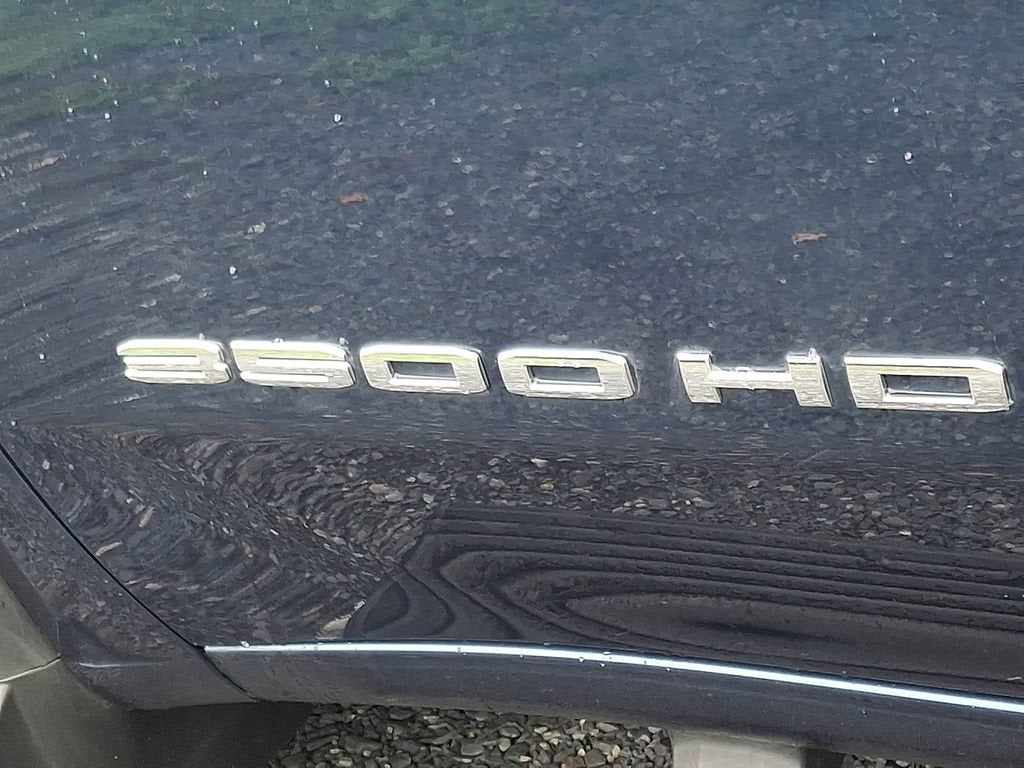 2022 GMC Sierra 3500 HD Pro