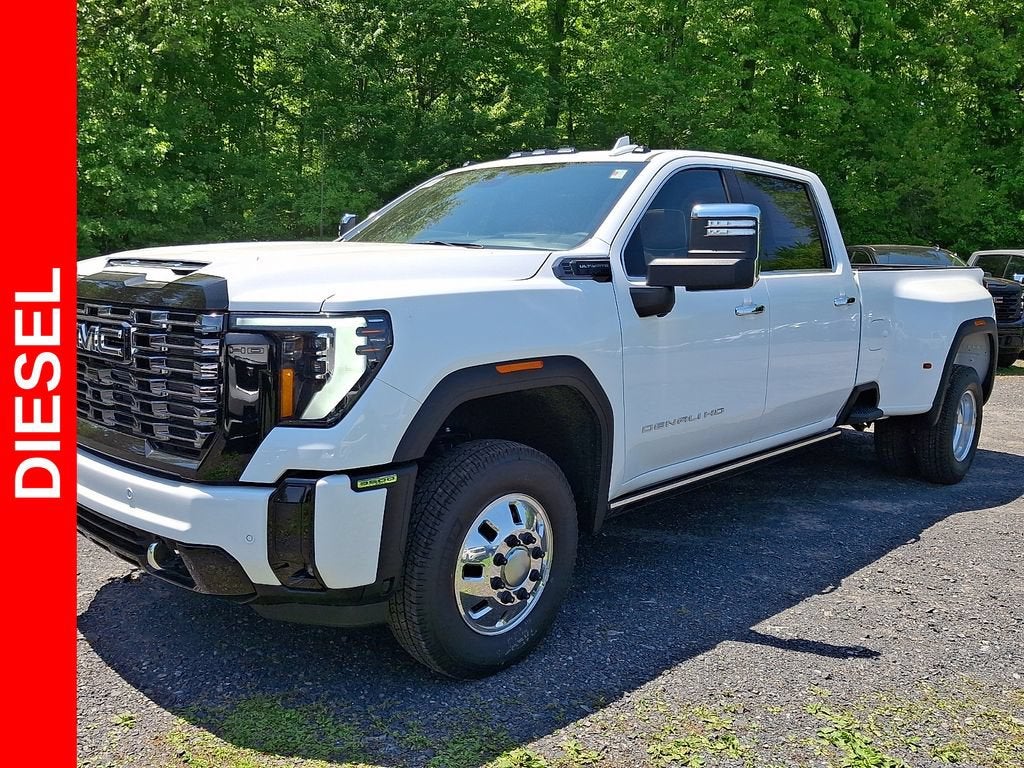 2026 GMC Sierra 3500 HD Denali Ultimate DRW