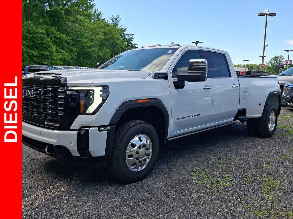 2026 GMC Sierra 3500 HD Denali Ultimate DRW