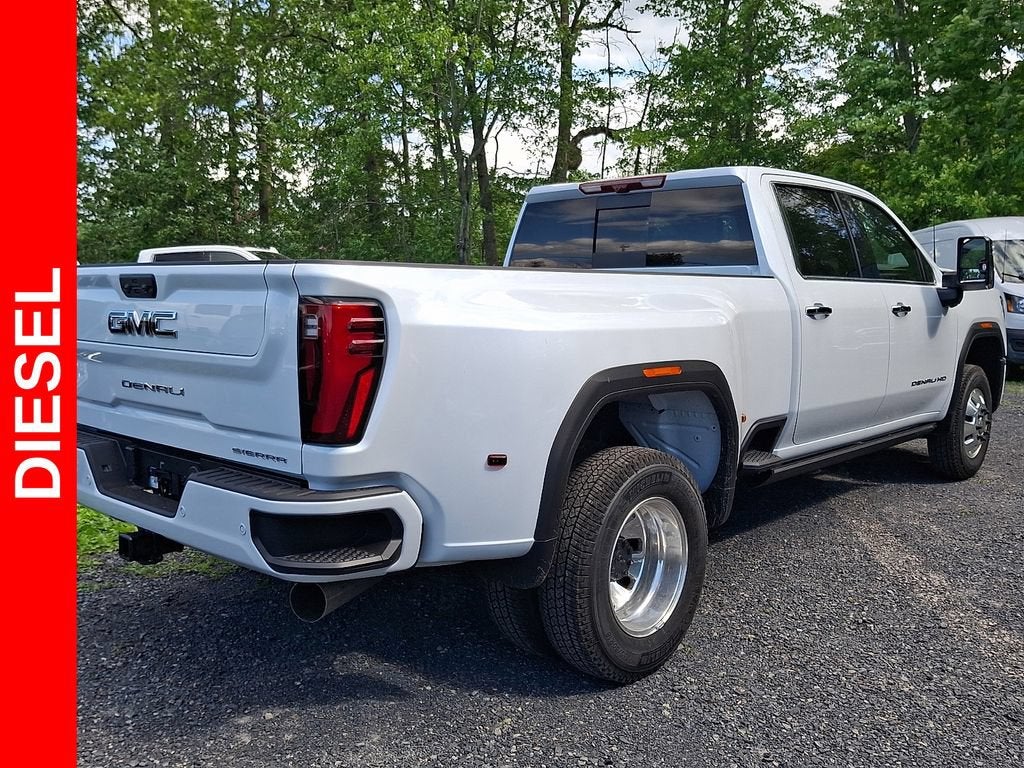 2026 GMC Sierra 3500 HD Denali Ultimate DRW
