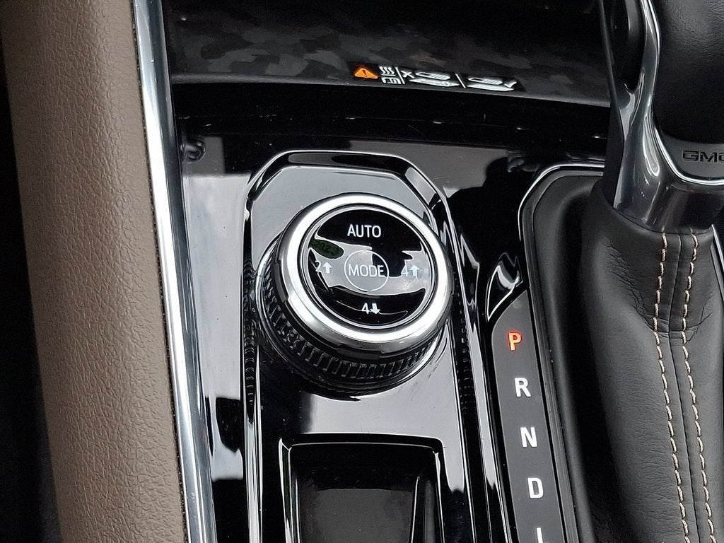 2023 GMC Canyon Denali