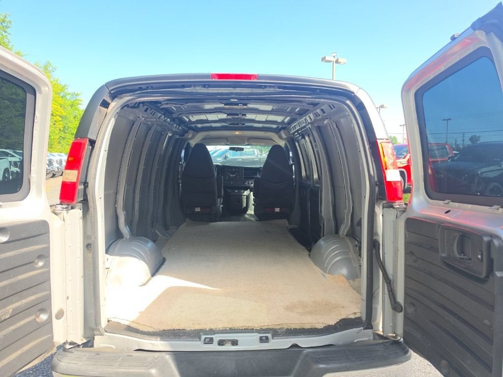 2016 GMC Savana Cargo 2500 Work Van