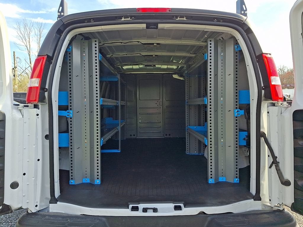 2025 GMC Savana Cargo Work Van