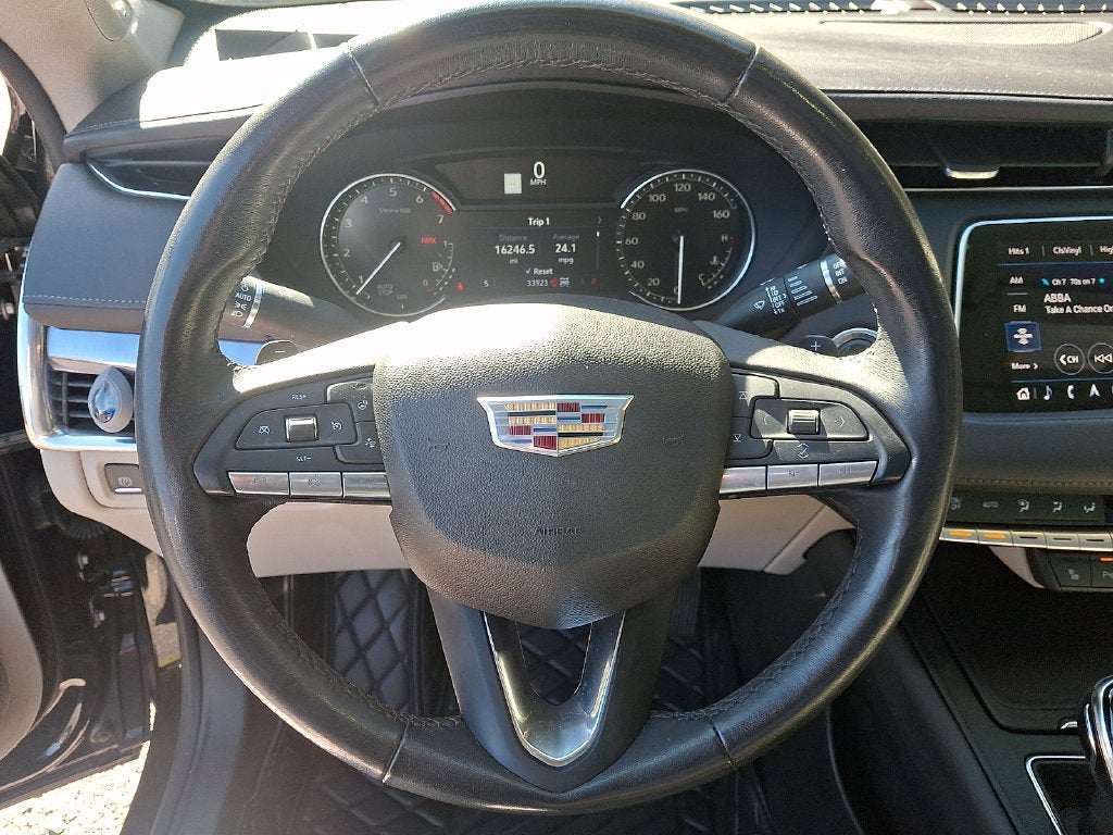 2023 Cadillac XT4 AWD Luxury