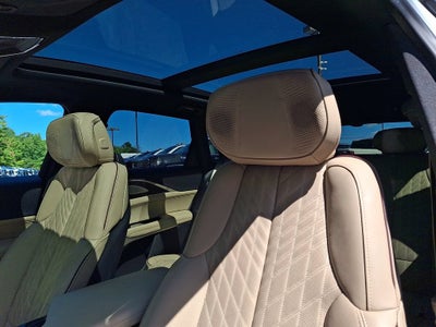 2024 Cadillac LYRIQ Luxury 3