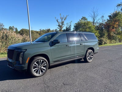 2025 Cadillac Escalade ESV Sport
