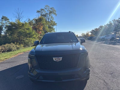 2025 Cadillac Escalade ESV Sport