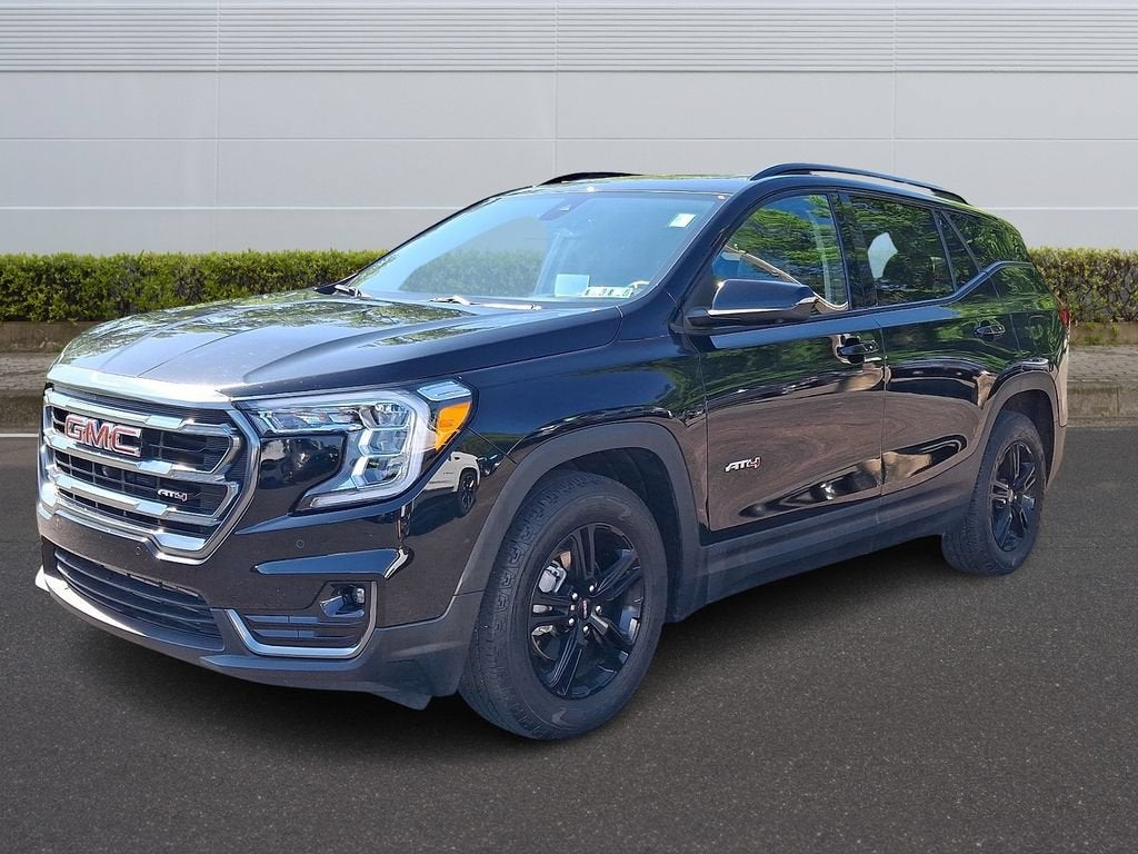 2023 GMC Terrain AT4