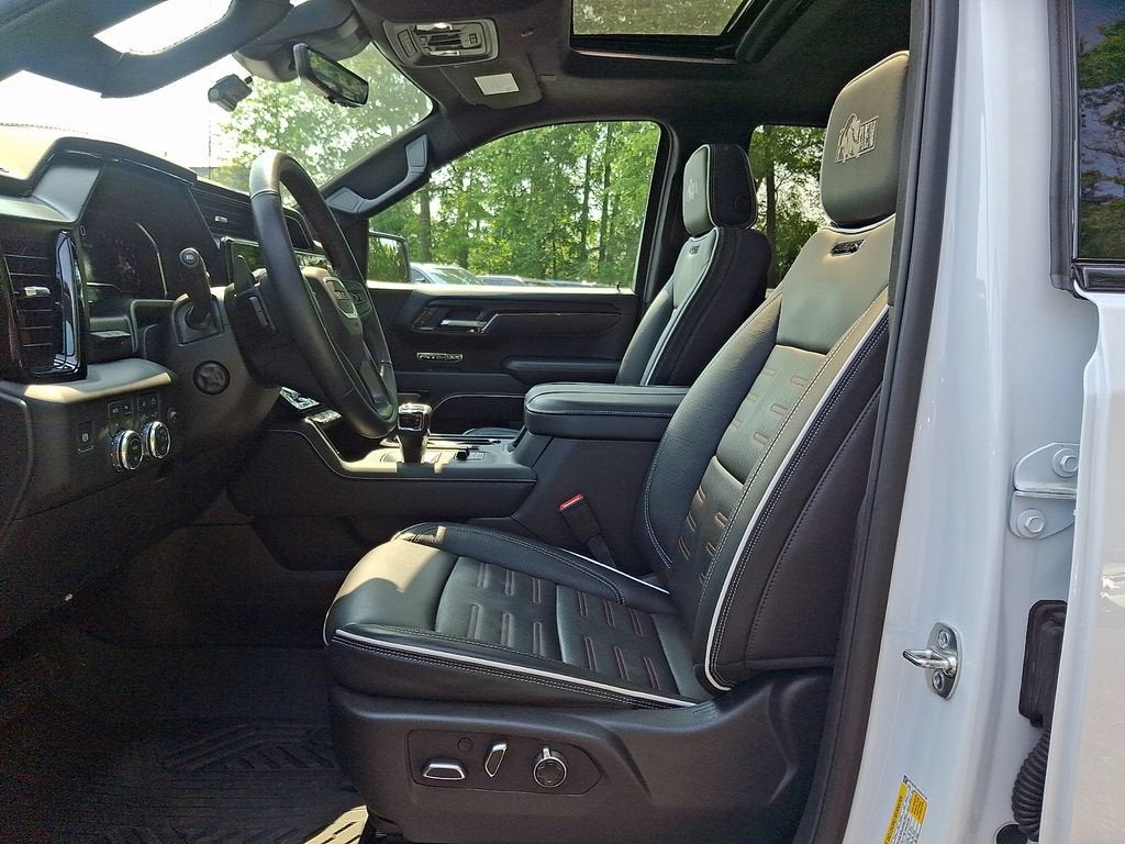 2025 GMC Sierra 1500 AT4X