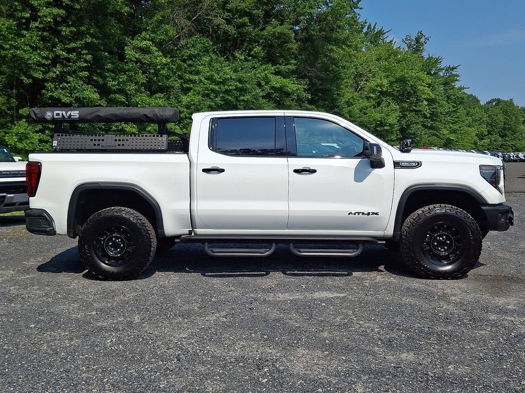 2025 GMC Sierra 1500 AT4X