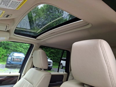 2015 Lincoln Navigator L Base