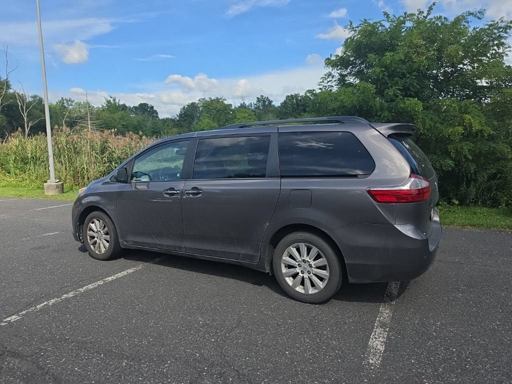 2015 Toyota Sienna XLE Premium 7 Passenger