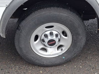 2025 GMC Savana Cutaway 3500 1WT
