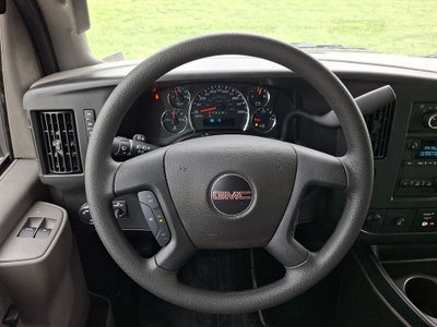 2026 GMC Savana Cutaway 3500 1WT
