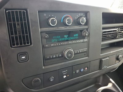 2025 GMC Savana Cutaway 3500 1WT