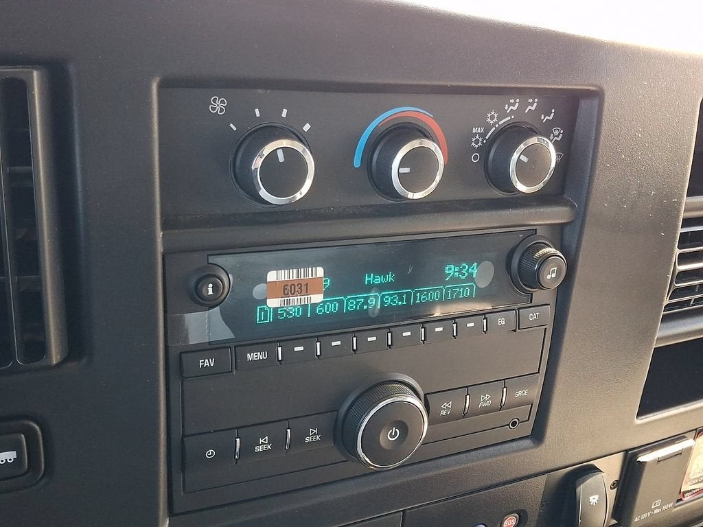 2026 GMC Savana Cutaway 3500 1WT