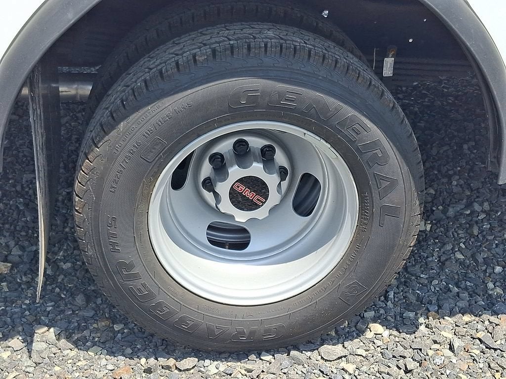 2026 GMC Savana Cutaway 4500 2WT