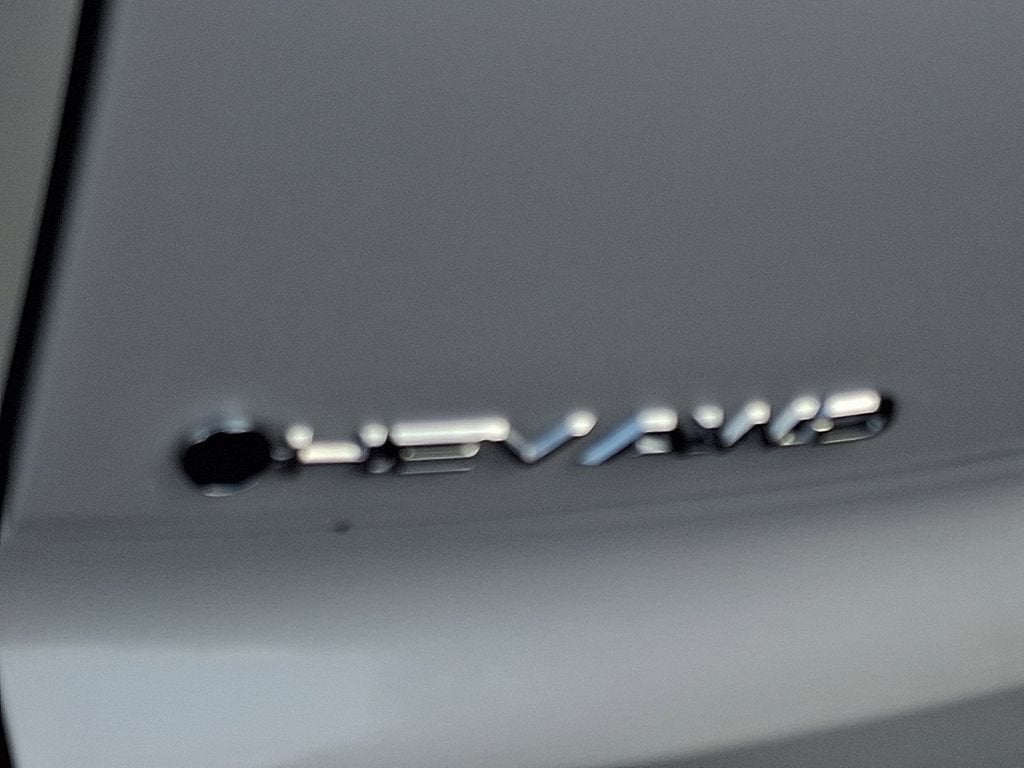 2025 Toyota Crown Signia XLE