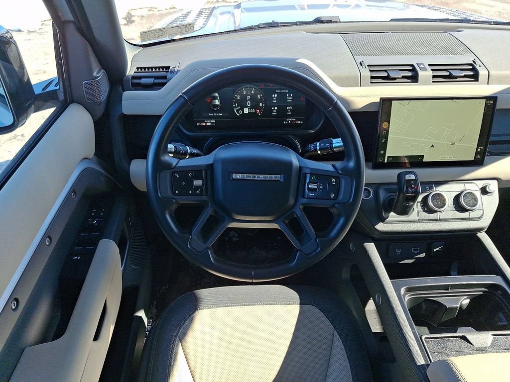 2022 Land Rover Defender 110 X-Dynamic SE