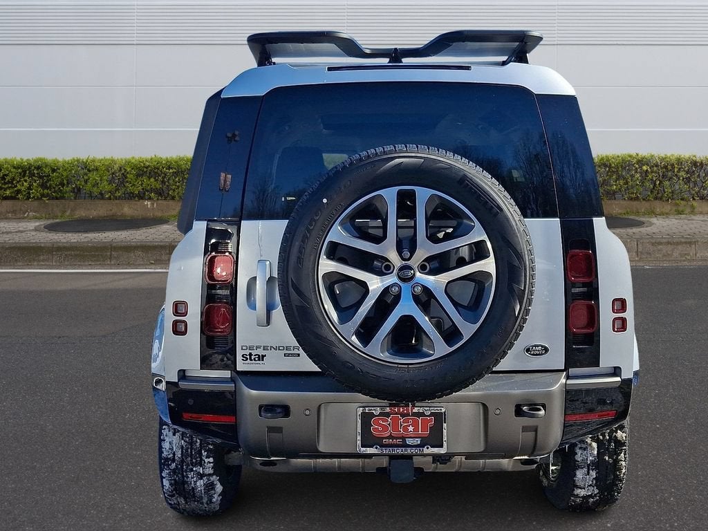 2022 Land Rover Defender 110 X-Dynamic SE