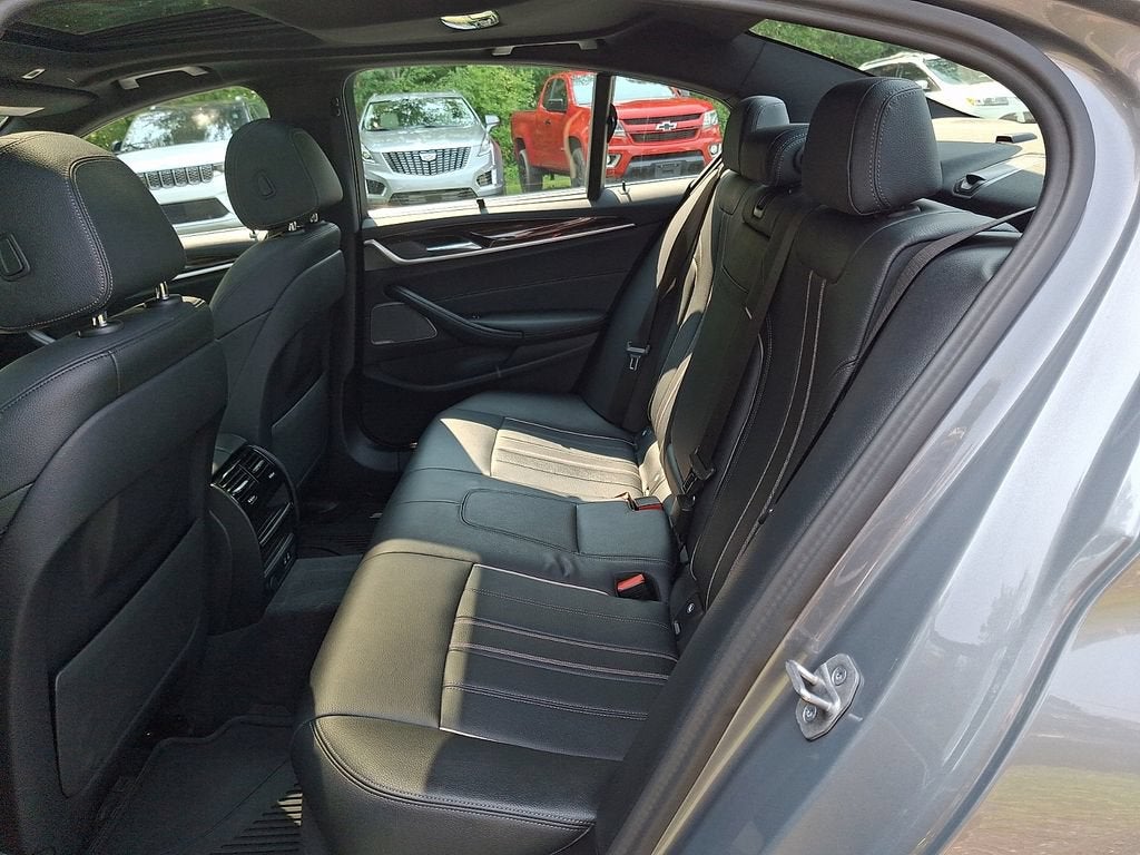 2023 BMW 540 i xDrive