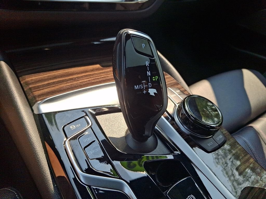 2023 BMW 540 i xDrive