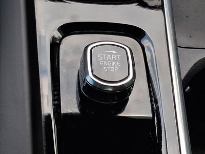 2022 Volvo XC60 B5 Inscription