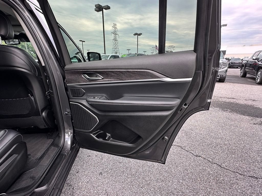 2022 Jeep Grand Cherokee L Limited 4x4
