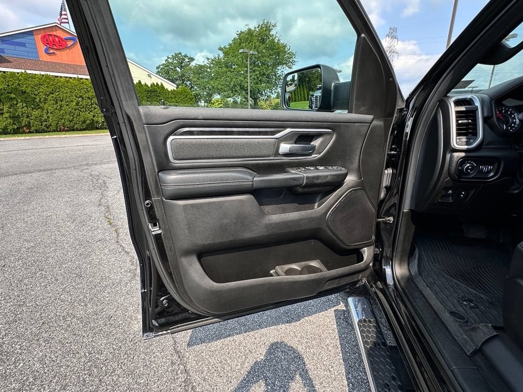 2019 RAM 1500 Big Horn/Lone Star Crew Cab 4x4 5'7" Box