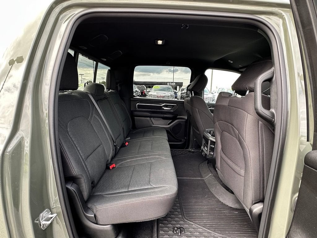 2026 RAM 1500 Big Horn Crew Cab 4x4 5'7" Box