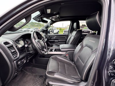 2020 RAM 1500 Laramie Crew Cab 4x4 5'7" Box