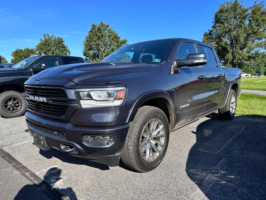 2020 RAM 1500 Laramie Crew Cab 4x4 5'7" Box