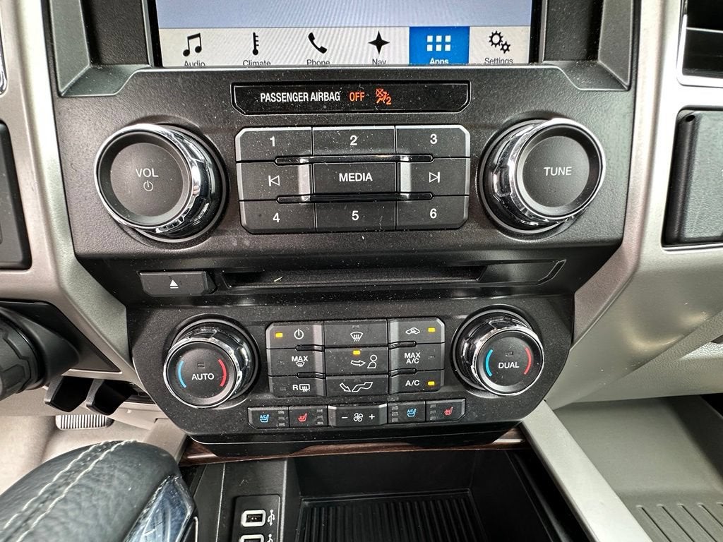 2017 Ford F-150 LARIAT