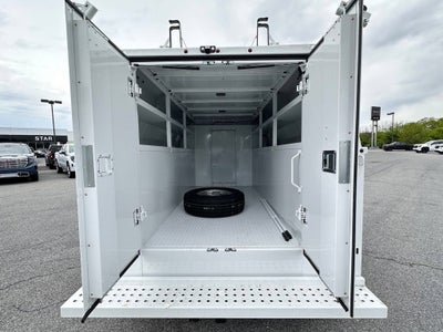 2025 GMC Savana Cutaway 3500 1WT