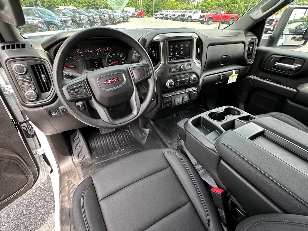 2026 GMC Sierra 3500 HD Chassis Cab Pro