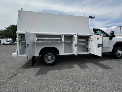 2026 GMC Sierra 3500 HD Chassis Cab Pro