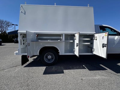 2026 GMC Sierra 3500 HD Chassis Cab Pro
